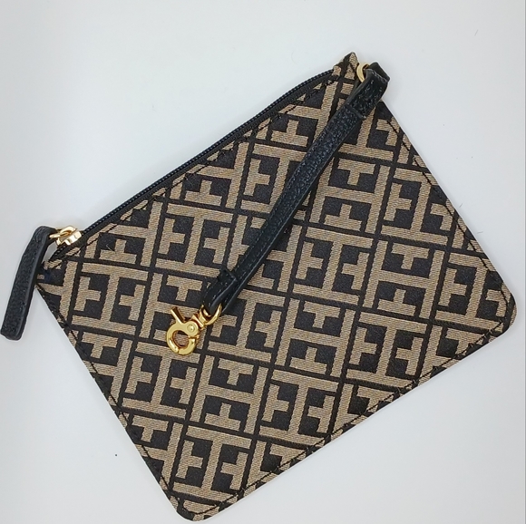 Small zipper wristlet purse - Picture 3 of 3